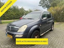 Grijs Gebruikt 2005 Ssangyong (KGM) Rexton SUV | € 899