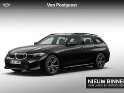Zwart Gebruikt 2024 BMW 318 Shadowline Stationwagen | € 41.800 (Eerlijke prijs)