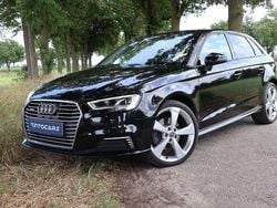 Zwart, metallic lak Gebruikt 2020 Audi A3 Sportback e-tron Sport Sedan | € 18.460 (Goede deal)
