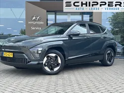 Groen, metallic lak Nieuw 2025 Hyundai Kona Comfort SUV | € 34.900 (Goede deal)