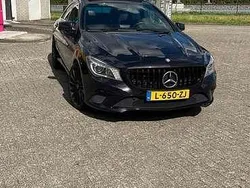 Paars Gebruikt 2013 Mercedes CLA200 Prestige Sedan | € 15.495 (Eerlijke prijs)