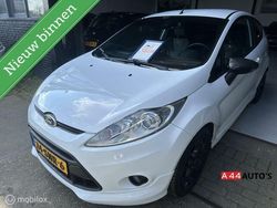 Wit Gebruikt 2011 Ford Fiesta Metall Hatchback | € 6.950 (Duur)