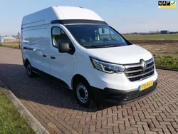 Wit Gebruikt 2022 Renault Trafic Komfort Van | € 19.999 (Goede deal)