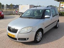 Grijs Gebruikt 2008 Skoda Roomster Business Line MPV | € 950