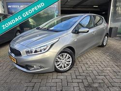 Grijs Gebruikt 2015 Kia Ceed Comfort Hatchback | € 8.750 (Eerlijke prijs)