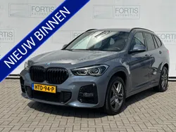 Grijs Gebruikt 2022 BMW X1 Executive SUV | € 33.900 (Eerlijke prijs)