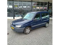 Blauw Gebruikt 2000 Peugeot Partner MPV | € 999
