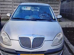 Grijs Gebruikt 2005 Lancia Ypsilon Hatchback | € 1.250 (Eerlijke prijs)