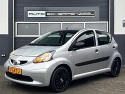 Grijs Gebruikt 2008 Toyota Aygo Hatchback | € 3.485 (Eerlijke prijs)