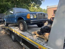 Bruin Gebruikt 1983 Mercedes 300 Sedan | € 3.750