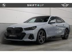 Grijs Gebruikt 2023 BMW i5 Comfort Edition Sedan | € 55.940 (Eerlijke prijs)