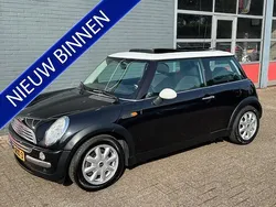 Zwart Gebruikt 2002 Mini Cooper Pepper Hatchback | € 1.950 (Eerlijke prijs)