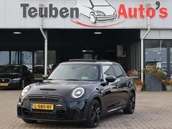 Zwart Gebruikt 2021 Mini John Cooper Works Hatchback | € 24.985 (Goede deal)