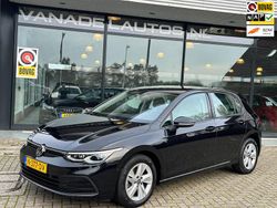 Zwart Gebruikt 2021 VW Golf VIII Business Hatchback | € 17.999 (Eerlijke prijs)