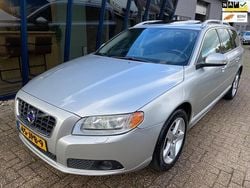 Grijs Gebruikt 2009 Volvo V70 Summum Stationwagen | € 15.945 (Iets duurder)