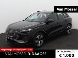 Zwart Gebruikt 2024 Audi Q6 e-tron Sport SUV | € 67.900