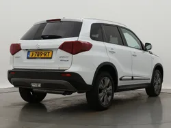 Wit Gebruikt 2020 Suzuki Vitara Style SUV | € 23.245 (Eerlijke prijs)