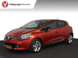 Rood Gebruikt 2016 Renault Clio IV Dynamique Hatchback | € 10.950 (Eerlijke prijs)
