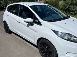Wit Gebruikt 2009 Ford Fiesta Trend Hatchback | € 5.950 (Duur)