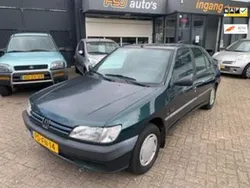 Groen Gebruikt 1996 Peugeot 306 Sedan | € 650