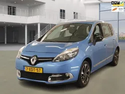 Blauw Gebruikt 2014 Renault Scénic III Bose Edition MPV | € 5.699 (Super prijs)