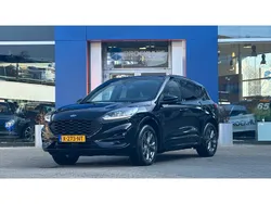 Zwart Gebruikt 2024 Ford Kuga ST-Line SUV | € 32.900 (Eerlijke prijs)