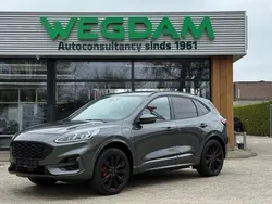 Grijs, metallic lak Gebruikt 2023 Ford Kuga ST-Line X SUV | € 32.870 (Eerlijke prijs)