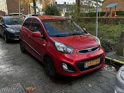 Rood Gebruikt 2013 Kia Picanto Hatchback | € 5.500 (Goede deal)