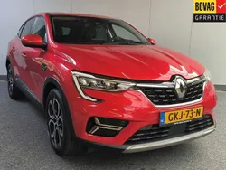 Rood Gebruikt 2023 Renault Arkana SUV | € 27.950 (Eerlijke prijs)