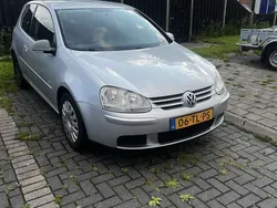 Zilver Gebruikt 2006 VW Golf V Sedan | € 2.650 (Iets duurder)