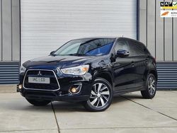 Zwart, metallic lak Gebruikt 2015 Mitsubishi ASX Edition SUV | € 11.750 (Eerlijke prijs)