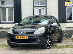 Zwart Gebruikt 2008 Renault Clio II Hatchback | € 2.450 (Eerlijke prijs)