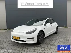 Wit, metallic lak Gebruikt 2020 Tesla Model 3 Long Range Sedan | € 23.300 (Eerlijke prijs)