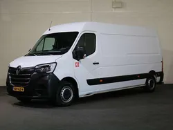 Wit Gebruikt 2023 Renault Master Van | € 19.950 (Goede deal)