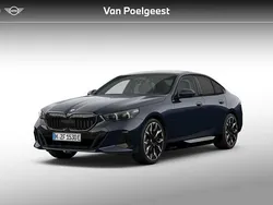 Zwart Nieuw 2025 BMW 550e M Sport Sedan | € 114.159