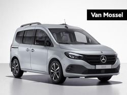 Zilver Gebruikt 2023 Mercedes EQT200 MPV | € 33.500