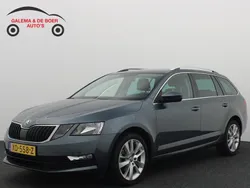 Grijs Gebruikt 2019 Skoda Octavia Business Line Stationwagen | € 17.183 (Eerlijke prijs)