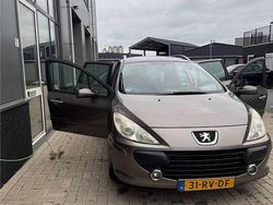 Grijs Gebruikt 2005 Peugeot 307 Stationwagen | € 1.350 (Eerlijke prijs)