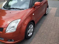 Oranje Gebruikt 2007 Suzuki Swift Hatchback | € 2.250 (Eerlijke prijs)