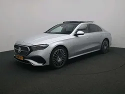 Grijs, metallic lak Gebruikt 2024 Mercedes E300 Sport Edition Sedan | € 69.950 (Duur)