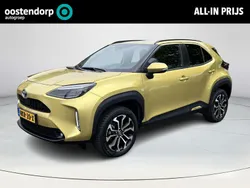 Geel Gebruikt 2023 Toyota Yaris Cross SUV | € 29.900 (Eerlijke prijs)