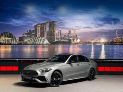 Grijs Gebruikt 2023 Mercedes C300e AMG Sedan | € 50.777 (Eerlijke prijs)