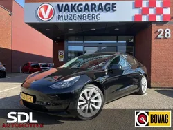 Zwart Gebruikt 2022 Tesla Model 3 Standard Range Sedan | € 27.945 (Iets duurder)