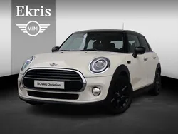 Wit Gebruikt 2019 Mini Cooper Business Hatchback | € 18.450 (Eerlijke prijs)