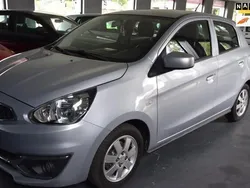 Grijs Gebruikt 2017 Mitsubishi Space Star Hatchback | € 5.999 (Eerlijke prijs)