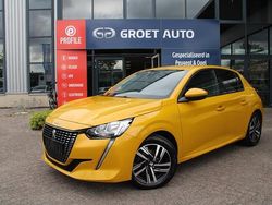 Geel Gebruikt 2019 Peugeot 208 Allure Hatchback | € 15.400 (Eerlijke prijs)