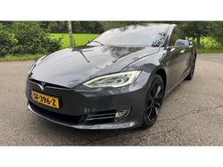 Grijs Gebruikt 2018 Tesla Model S Hatchback | € 22.750 (Eerlijke prijs)