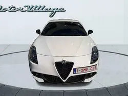 Wit Gebruikt 2020 Alfa Romeo Giulietta Hatchback | € 17.500
