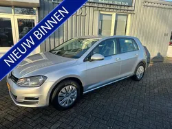 Grijs Gebruikt 2015 VW Golf VII Trendline Hatchback | € 9.950 (Goede deal)