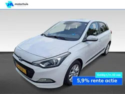 Wit Gebruikt 2017 Hyundai i20 GO! Hatchback | € 10.845 (Eerlijke prijs)